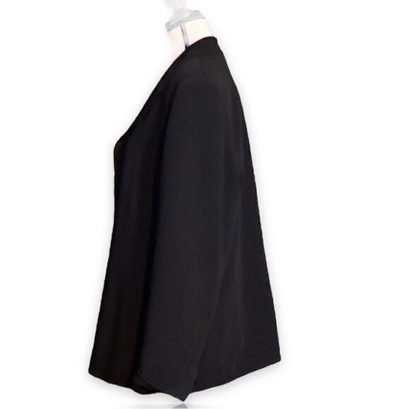 $10$ add on Louben WOMEN- BLACK OPEN FRONT OVERSIZED BLAZER. - Picture 3 of 9